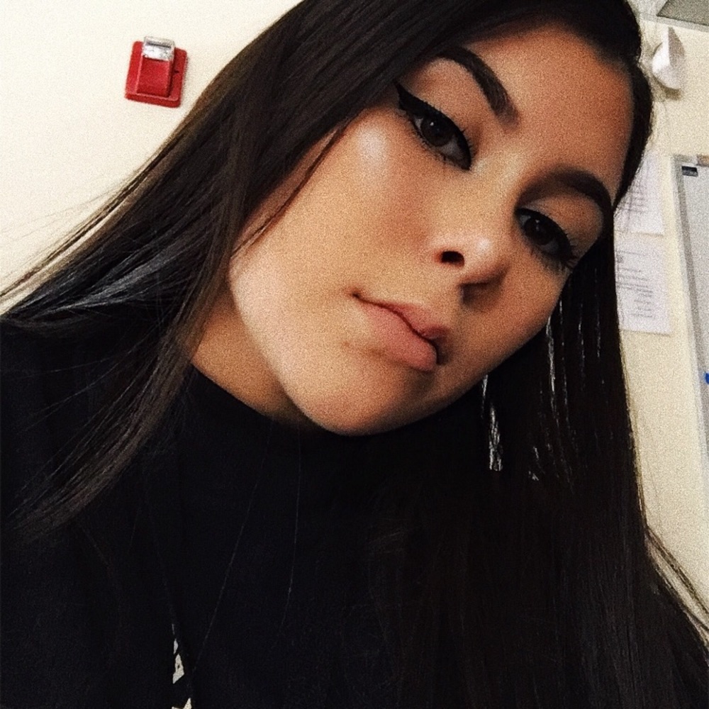 Meet your Posher, Lily